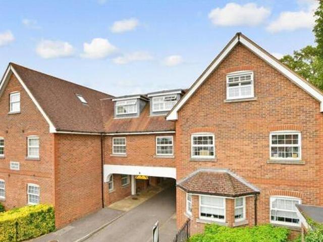 House for sale in Surrey