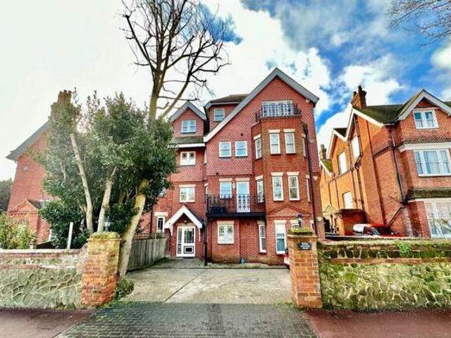 House for sale in Eastbourne, East Sussex