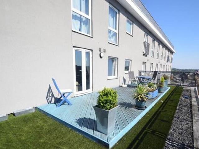 House for sale in Luton