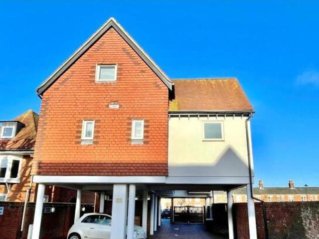 House for sale in Lymington, New Forest