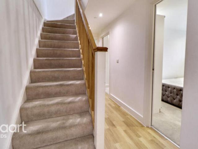 Apartment for sale in Leylands, West Yorkshire