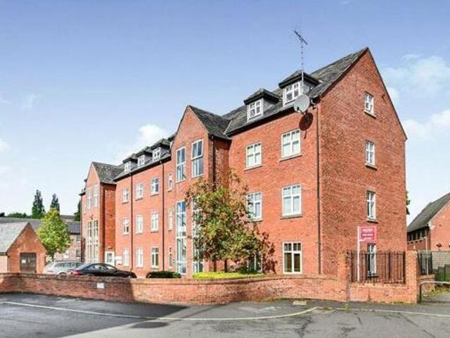 House for sale in Hurdsfield, Macclesfield