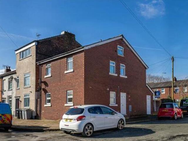 House for sale in Moss Rose, Macclesfield