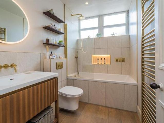 Apartment for sale in Scotland