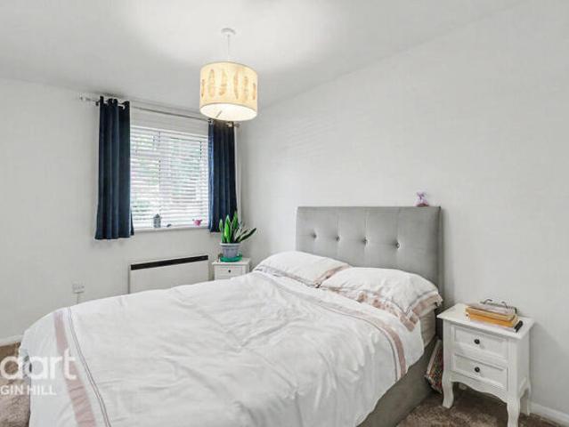 Apartment for sale in Biggin Hill, Greater London