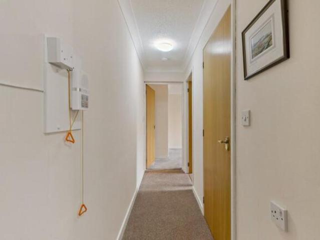 Apartment for sale in Milngavie, Scotland