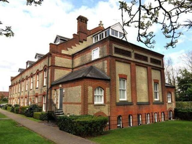 House for sale in North Watford, Hertfordshire