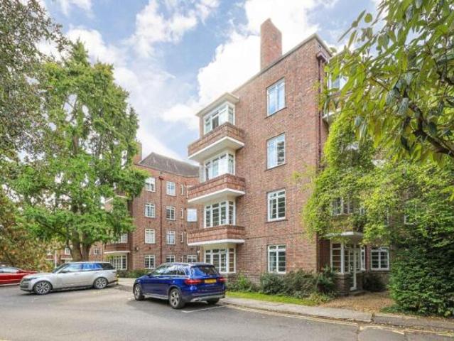 Apartment for sale in Arbury, Cambridgeshire