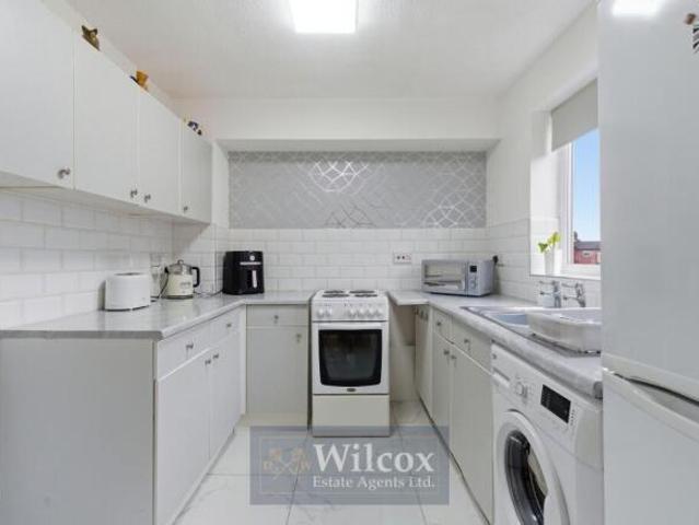 Apartment for sale in Lee Bank, Greater Manchester