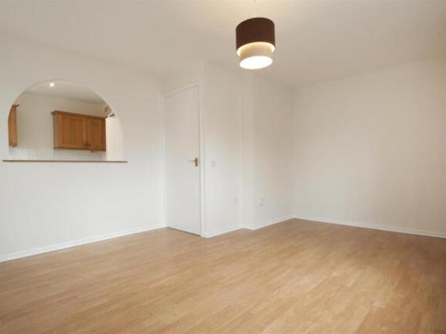 Apartment for sale in Slough