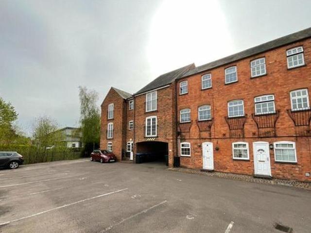 House for sale in Stanford On Avon, Leicestershire