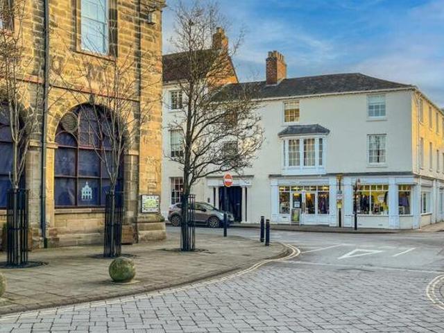 House for sale in Green Close, Warwickshire