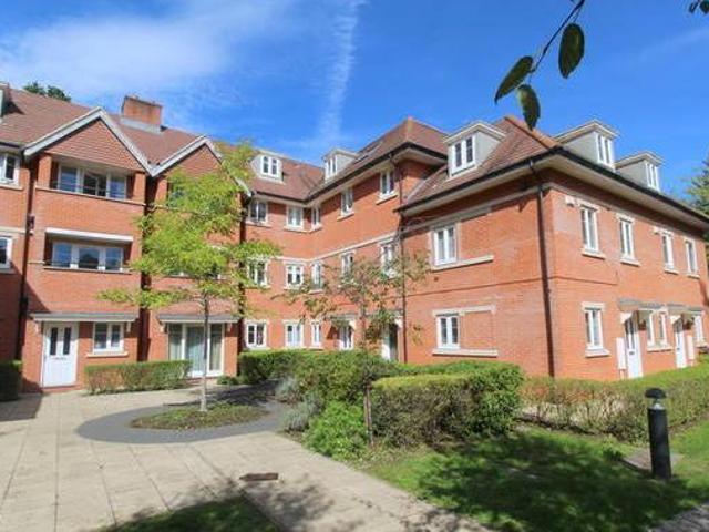 House for rent in Surrey