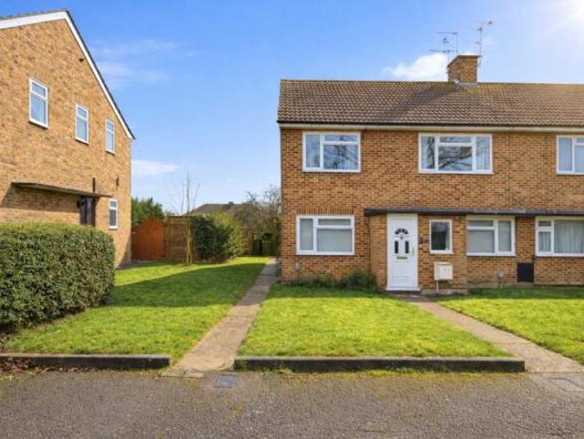 Apartment for sale in Five Acres, Hertfordshire