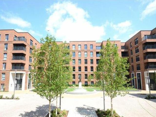 House for sale in Slough
