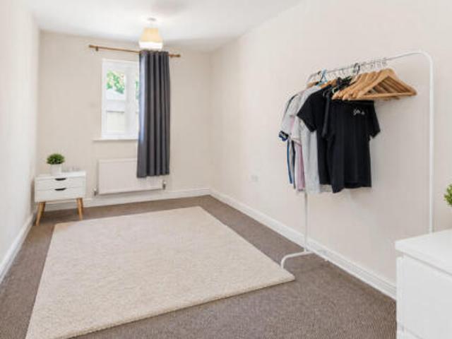 Apartment for sale in Lascelles Hall, Kirkburton