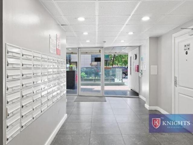Apartment for sale in Tottenham Hale, Greater London