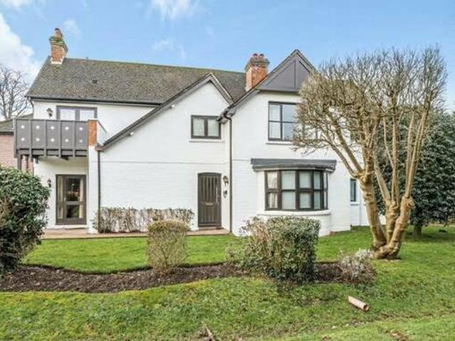 House for rent in Surrey