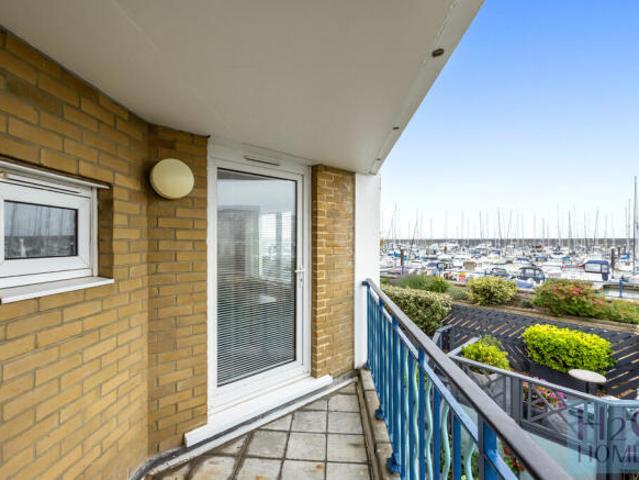 Apartment for sale in Brighton Marina Village, Brighton & Hove