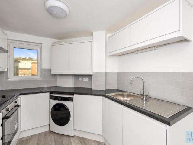 Apartment for sale in Brighton Marina Village, Brighton & Hove