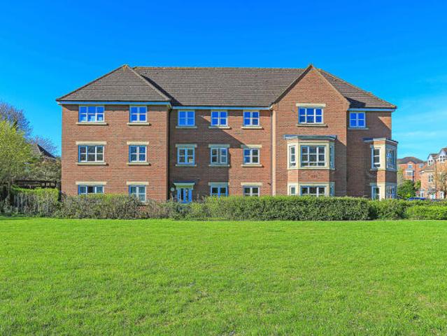 Apartment for sale in Elmdon, West Midlands