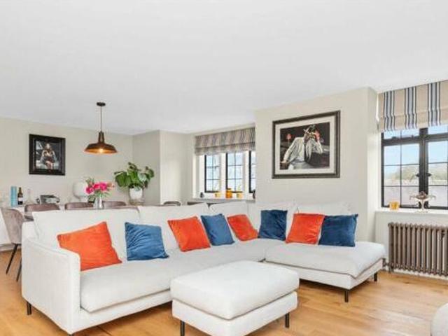 House for sale in Midhurst, Chichester