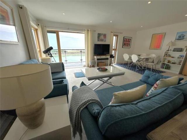 Apartment for sale in Sovereign Harbour, Eastbourne