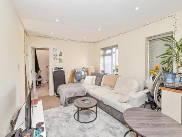 Apartment for sale in Holywell Estate, Watford