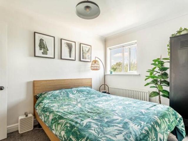 Apartment for sale in Five Acres, Hertfordshire