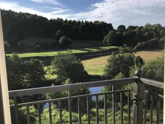 House for sale in Froggatt, East Midlands