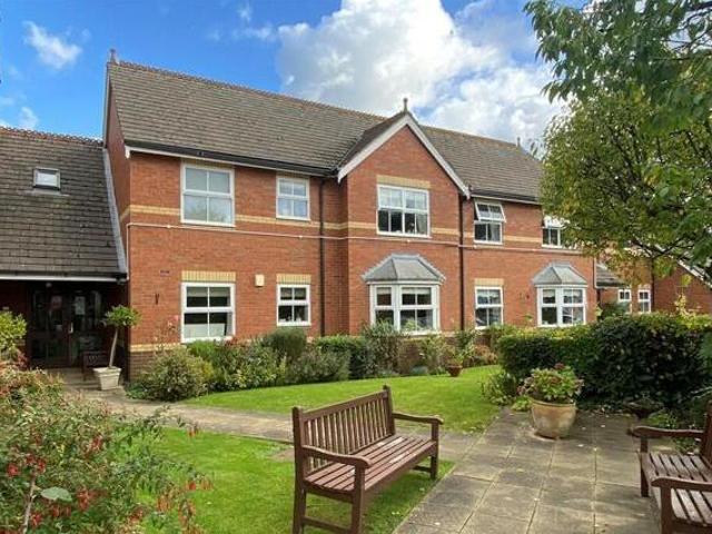 House for sale in Green Close, Warwickshire