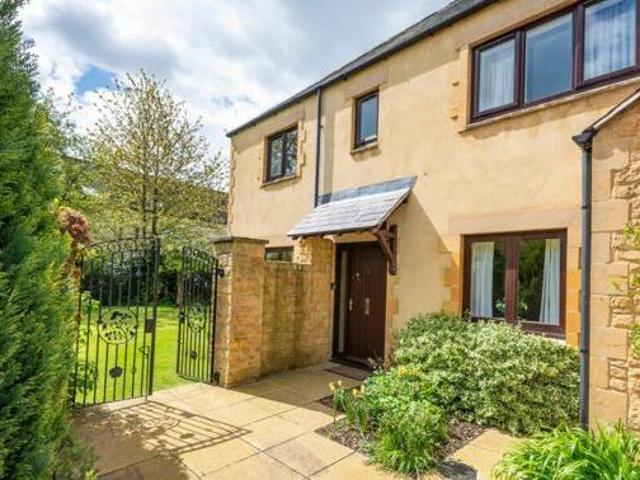 House for sale in Fossebridge, Gloucestershire