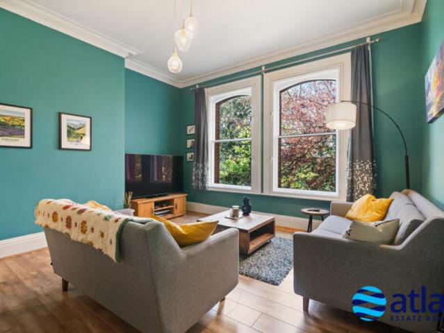 Apartment for sale in Calderstones