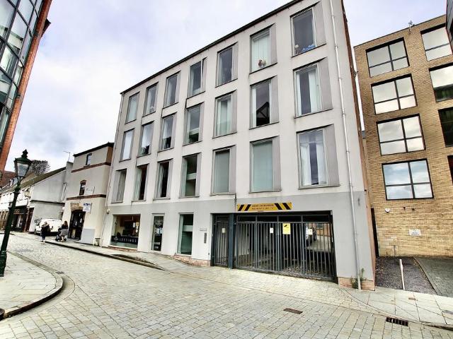 Apartment for sale in Lincoln