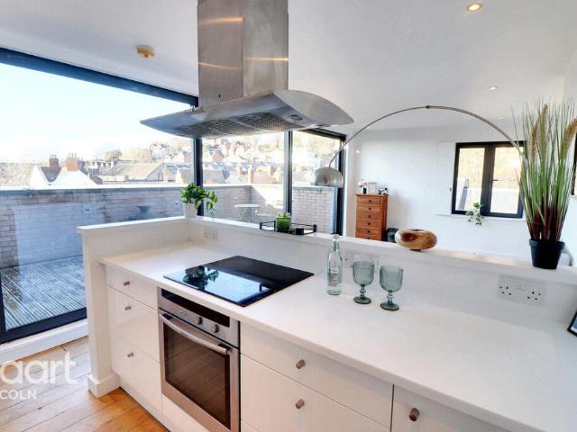 Apartment for sale in Lincoln