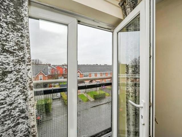 Apartment for sale in Calderstones