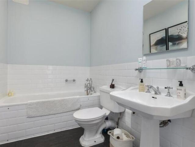 Apartment for sale in New Town, Scotland
