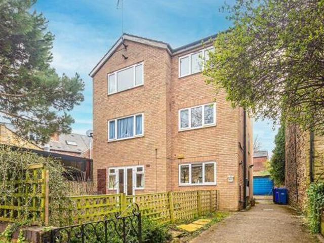House for sale in Heeley Bottom, South Yorkshire