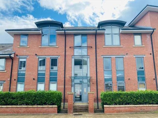 House for sale in Hough Green, Two Mills