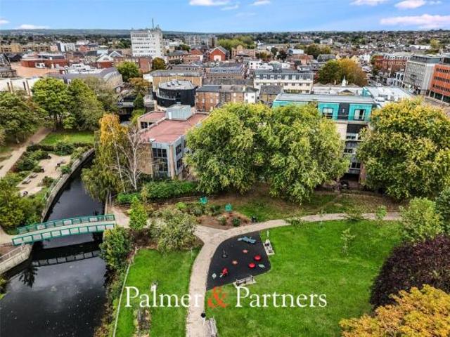 Apartment for sale in Moulsham, Chelmsford