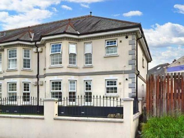 House for sale in Saltash, Cornwall