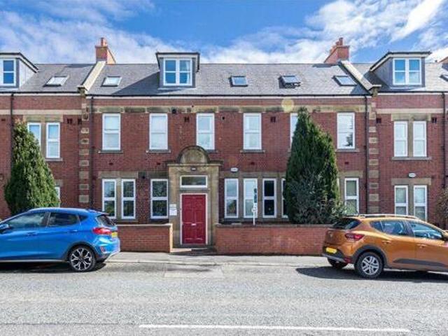 House for sale in Newcastle-under-Lyme, Staffordshire