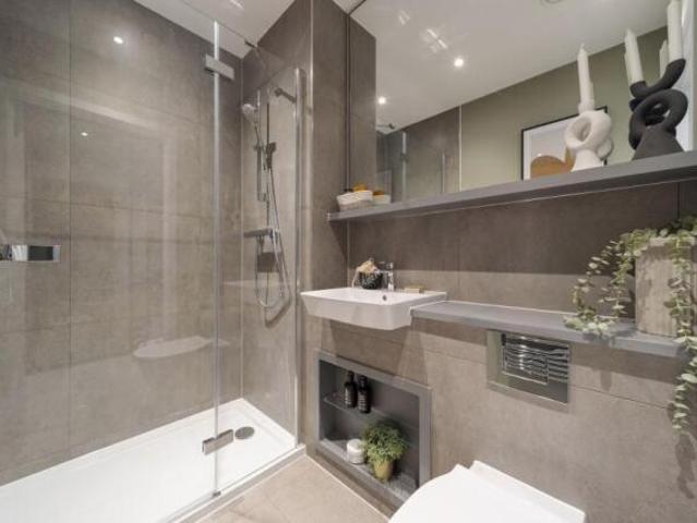 Apartment for sale in Cambridge, Cambridgeshire and Peterborough