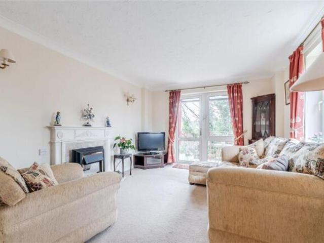 Apartment for sale in Roundhay, West Yorkshire
