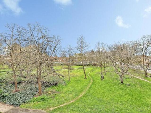 Apartment for sale in Chesterton, Arbury
