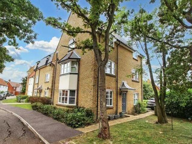 House for sale in Noak Bridge, Essex