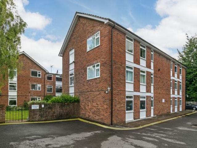 Apartment for sale in Hampshire