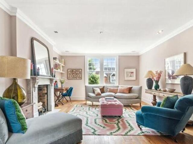 House for sale in Lyons, Greater London