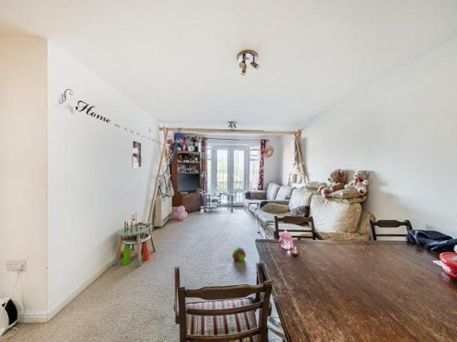 Apartment for sale in The Slade, Oxfordshire