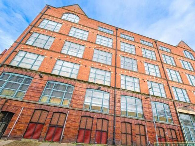House for sale in Northampton, Northamptonshire